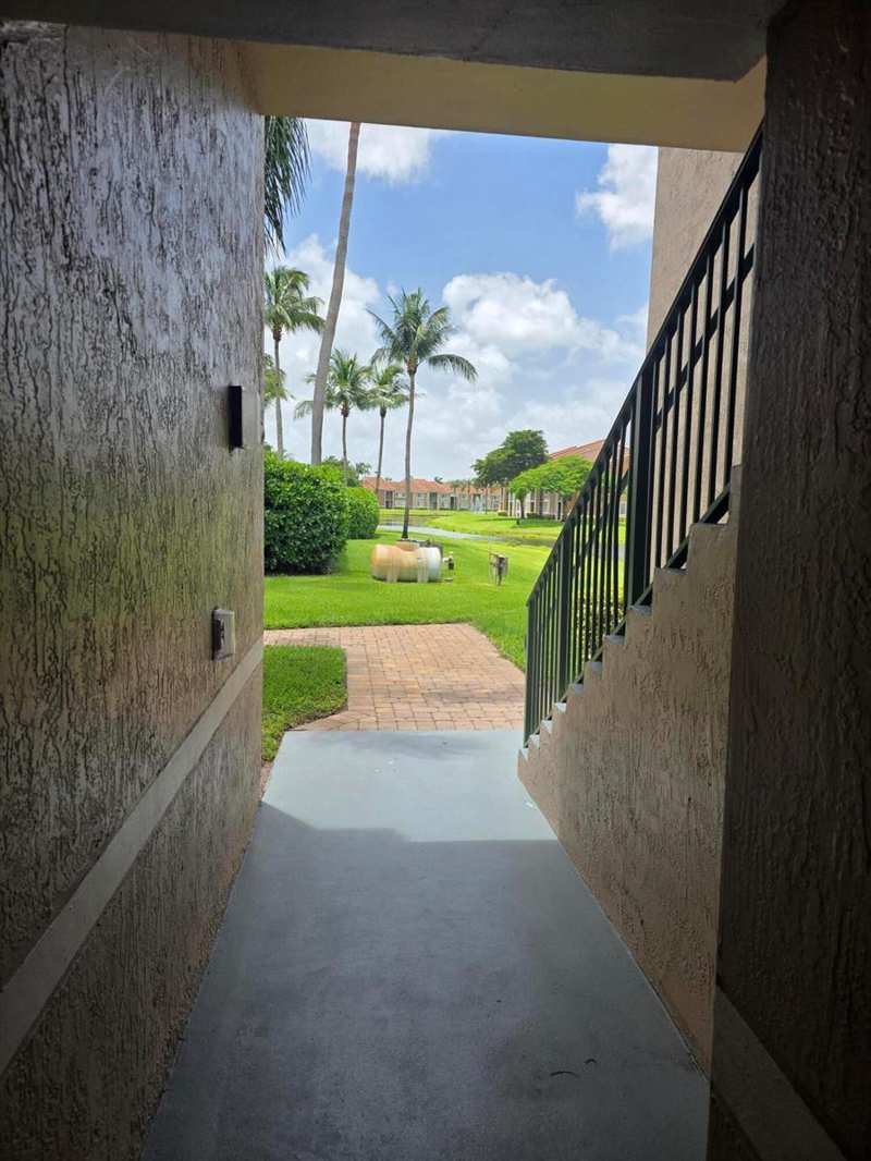 7824 Sonoma Springs Circle # 104, Lake Worth FL 33463