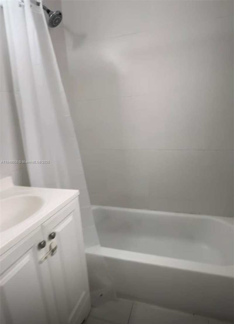 1611 Pennsylvania # 12A, Miami Beach FL 33139