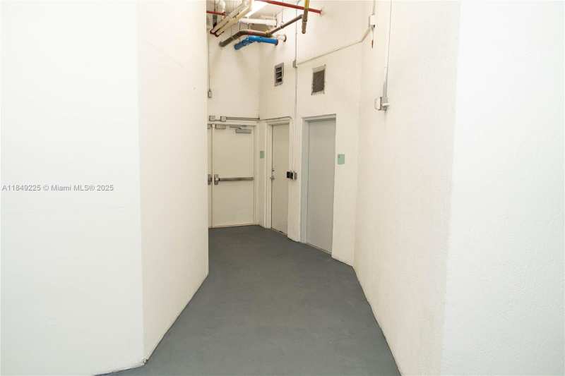 150 Sunny Isles Blvd, Sunny Isles Beach FL 33160