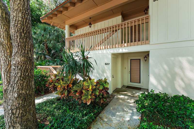 527 Brackenwood Place, Palm Beach Gardens FL 33418