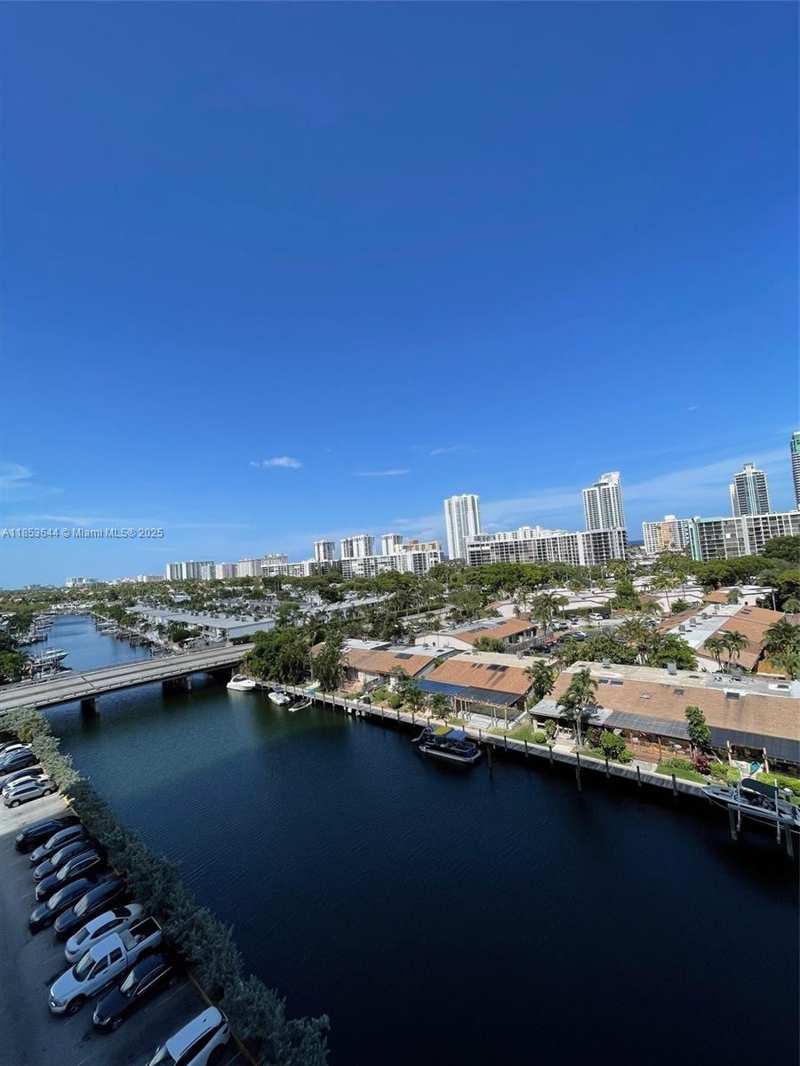 2500 Parkview Dr # 903, Hallandale Beach FL 33009