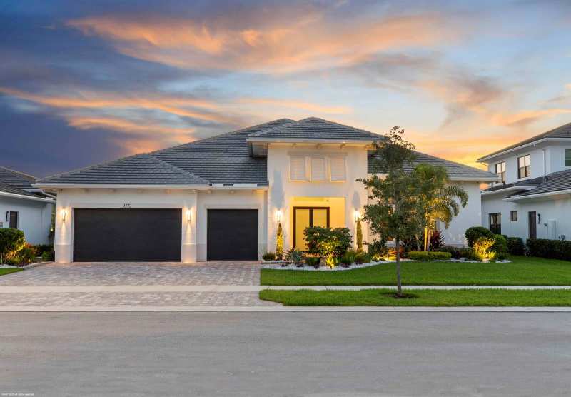 9372 Coral Isles Circle, Palm Beach Gardens FL 33412