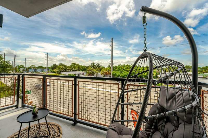 2750 Griffin Road # 412, Fort Lauderdale FL 33312