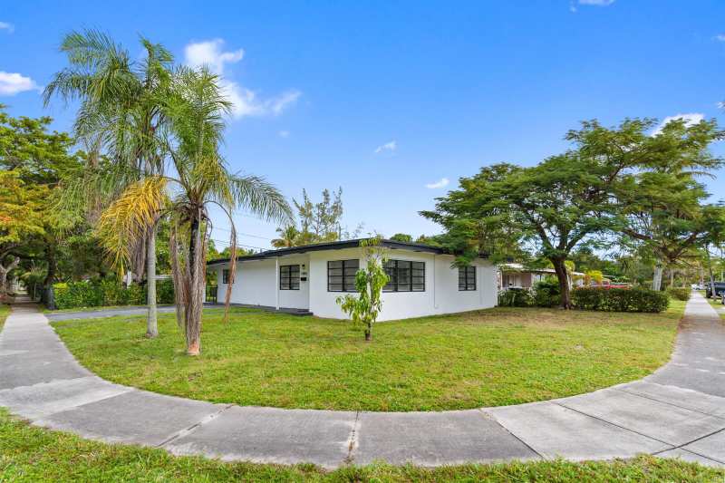12805 NW 6th Avenue, North Miami FL 33168