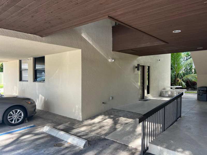 10625 N Military Trail # 101, Palm Beach Gardens FL 33410
