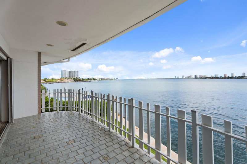 371 Wilma Circle # 5, Riviera Beach FL 33404