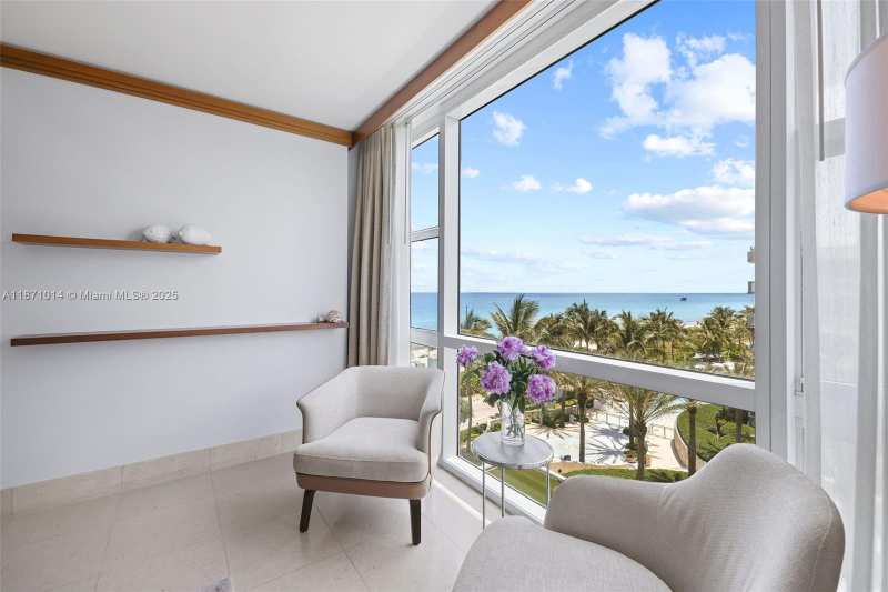 6801 Collins Ave # 508, Miami Beach FL 33141
