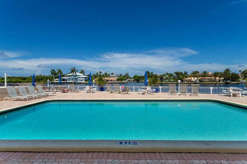 650 Snug Harbor Drive # G310, Boynton Beach FL 33435