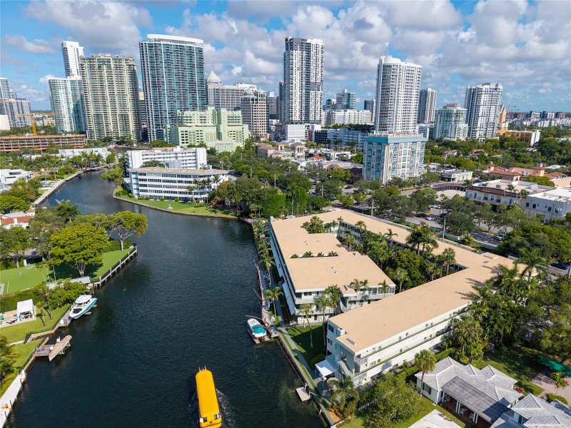 1000 SE 4th Street # 118, Fort Lauderdale FL 33301