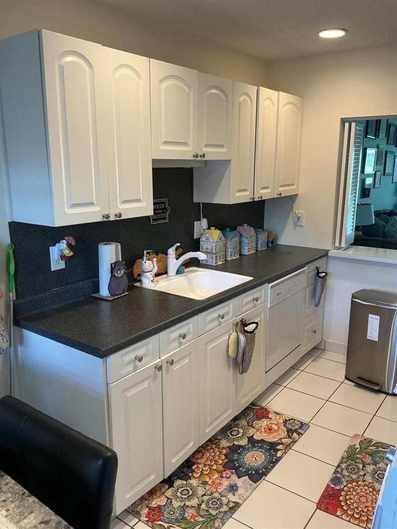1580 NW 18th Avenue # B, Delray Beach FL 33445