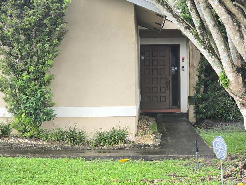 3771 NW 73rd Way, Coral Springs FL 33065