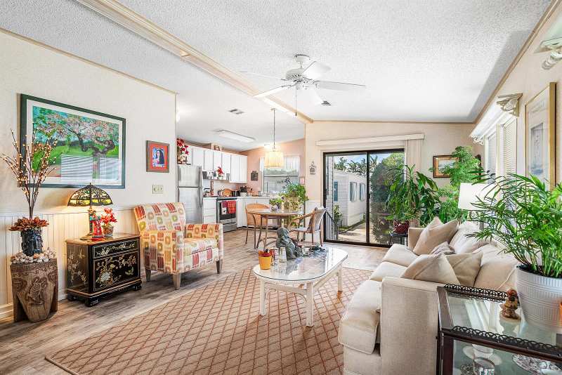 4 East Cedar Drive, Briny Breezes FL 33435