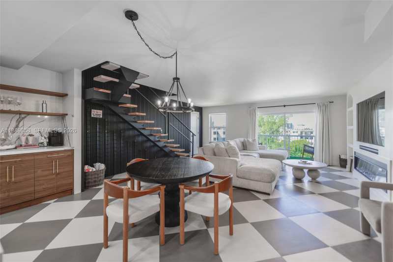 17800 Atlantic Blvd, Sunny Isles Beach FL 33160