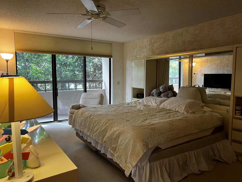 4702 Fountains Drive # 207, Lake Worth FL 33467