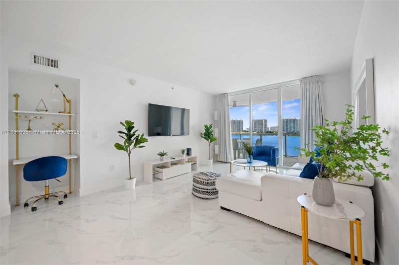 18100 N Bay Rd # 708, Sunny Isles Beach FL 33160
