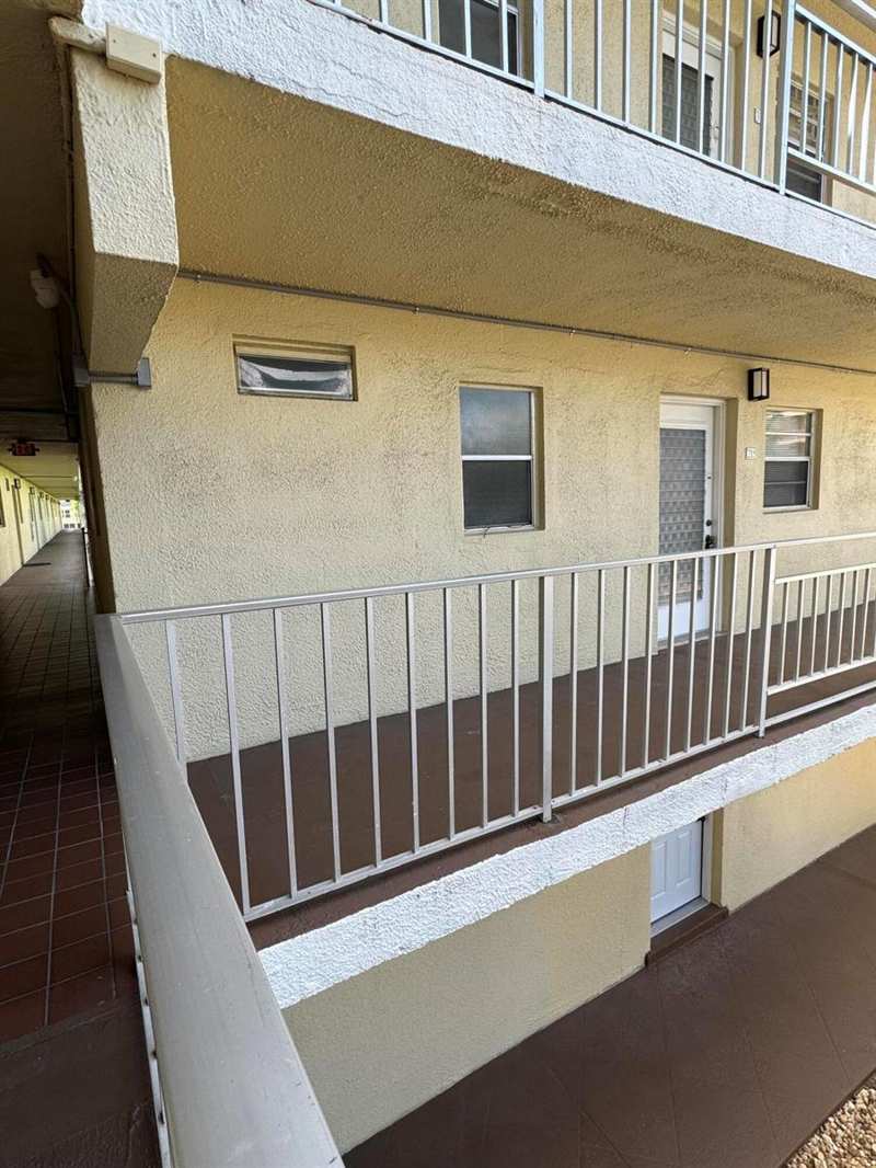 2515 NE 1st Court # 215, Boynton Beach FL 33435