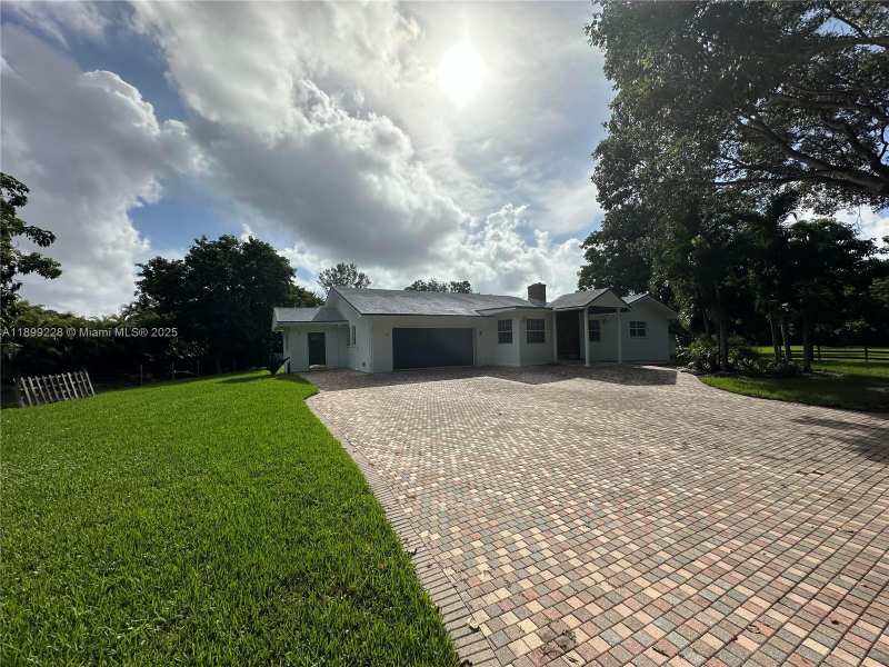6300 SW 181st Ln, Southwest Ranches FL 33331