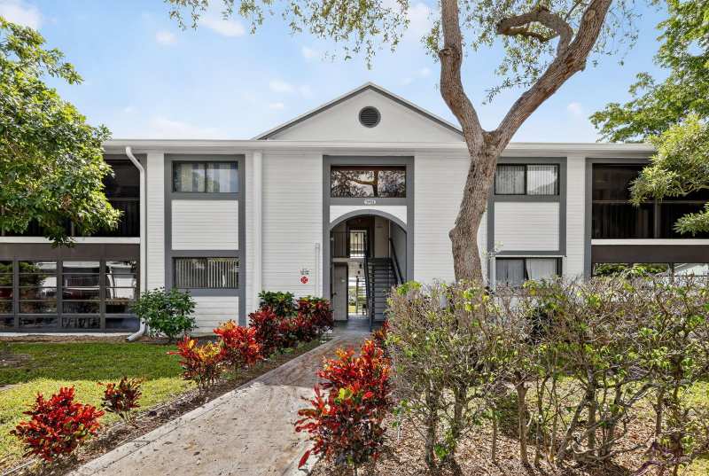 15453 Lakes Of Delray Boulevard # 207, Delray Beach FL 33484