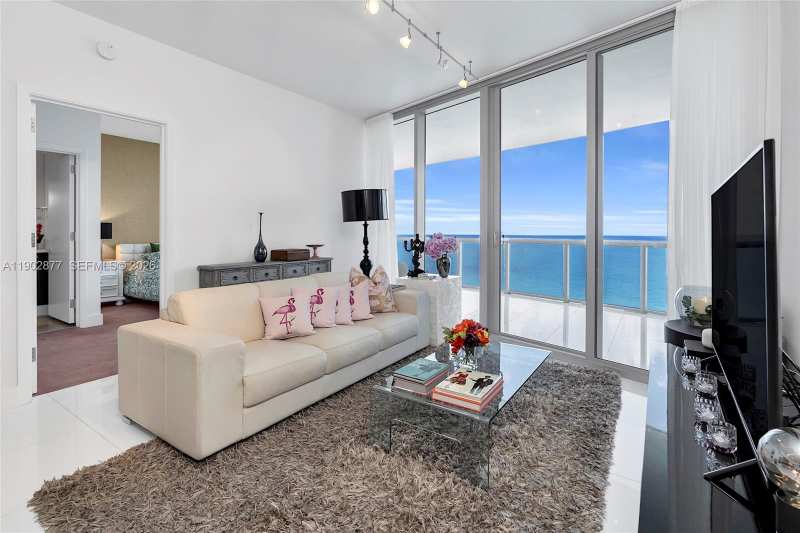 17121 Collins Ave # 2906, Sunny Isles Beach FL 33160