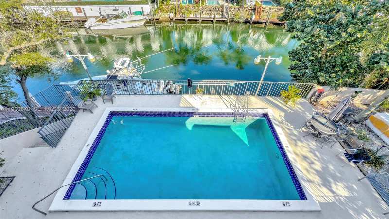 5201 Orduna Dr. # 15, Coral Gables FL 33146