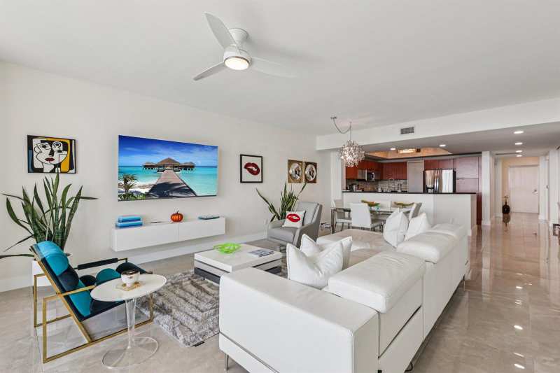 2640 Lake Shore Drive # 2312, Riviera Beach FL 33404