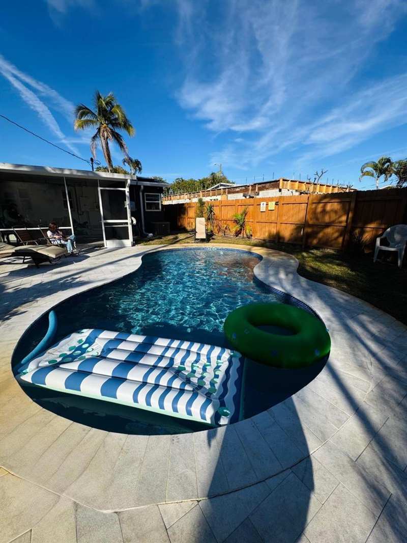 200 NE 56th Street # 200, Oakland Park FL 33334