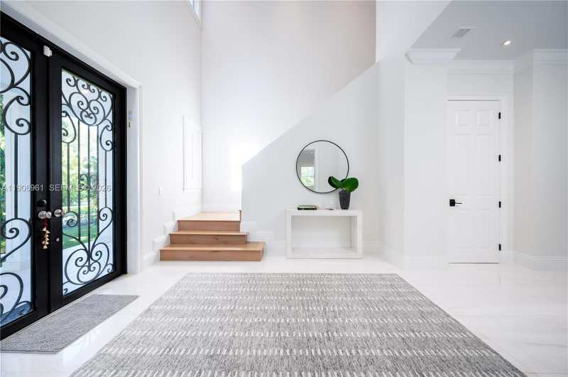 680 Destacada Ave, Coral Gables FL 33156