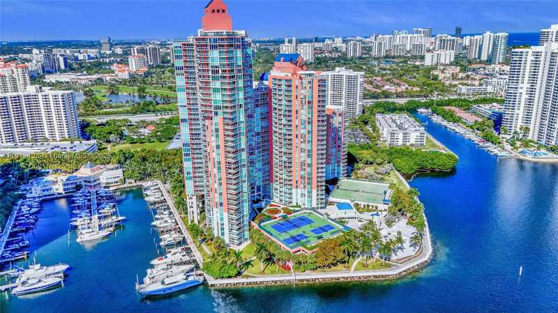 3370 Hidden Bay Dr # 804, Aventura FL 33180