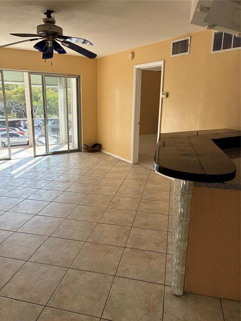 3040 NE 16th Avenue # A210, Oakland Park FL 33334
