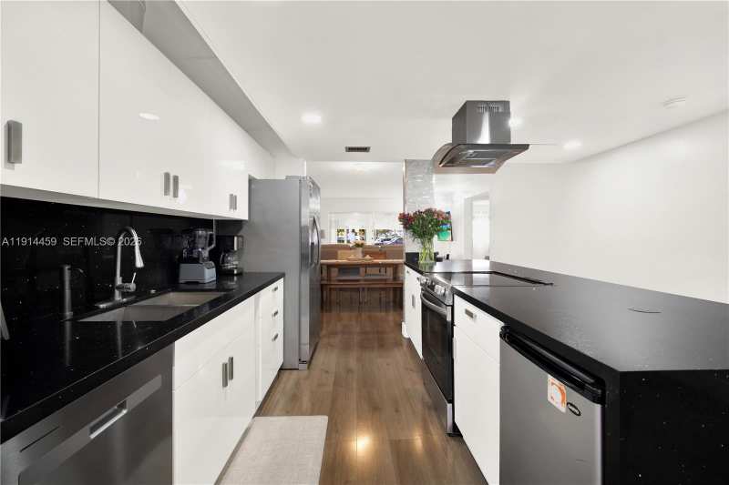 1100 SW 130th Ave # 112H, Pembroke Pines FL 33027