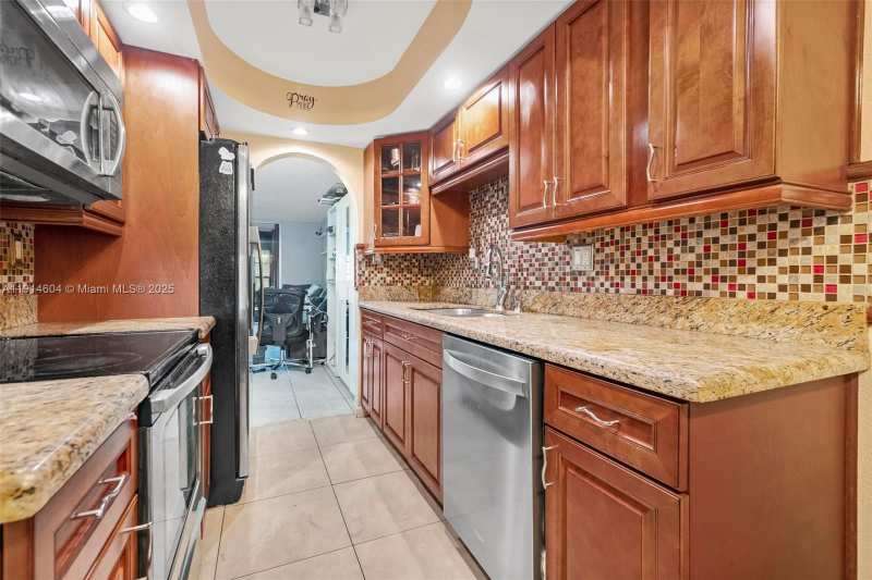 3141 NW 47th Ter # 118, Lauderdale Lakes FL 33319