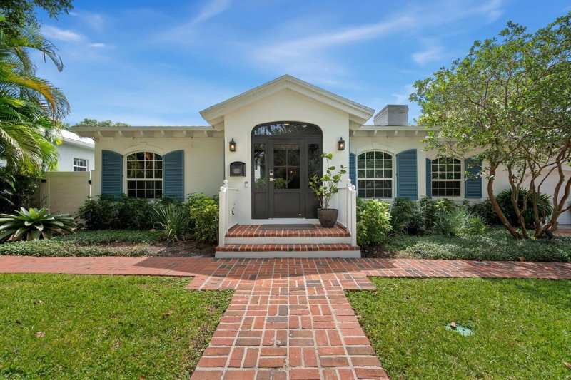 302 NW 16th Street, Delray Beach FL 33444