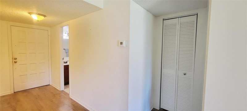 6260 S FALLS CIR Drive # 206, Lauderhill FL 33319