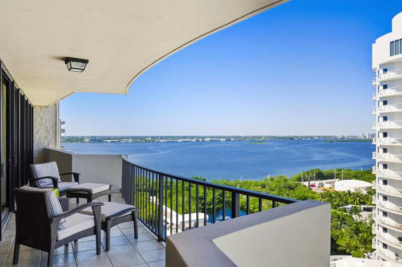 4200 N Ocean Drive # 1705, Singer Island FL 33404
