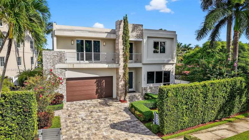 1200 Cordova Rd, Fort Lauderdale FL 33316