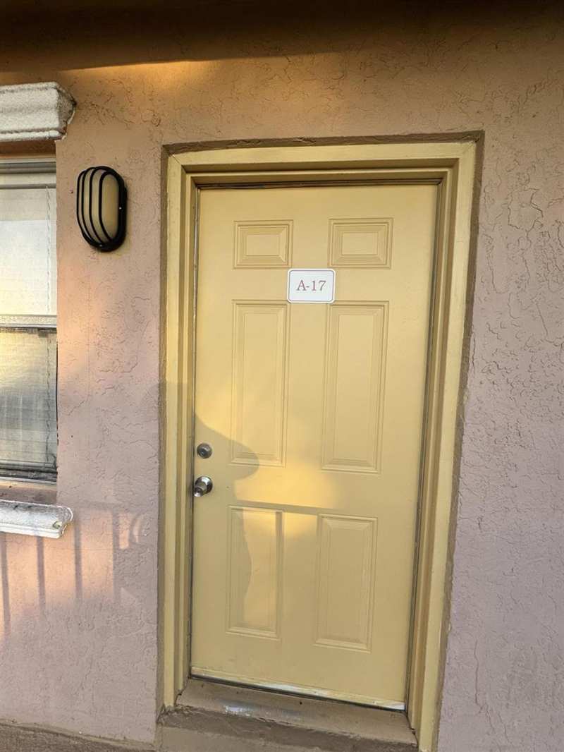 101 NE 41st Street # 17A, Oakland Park FL 33334