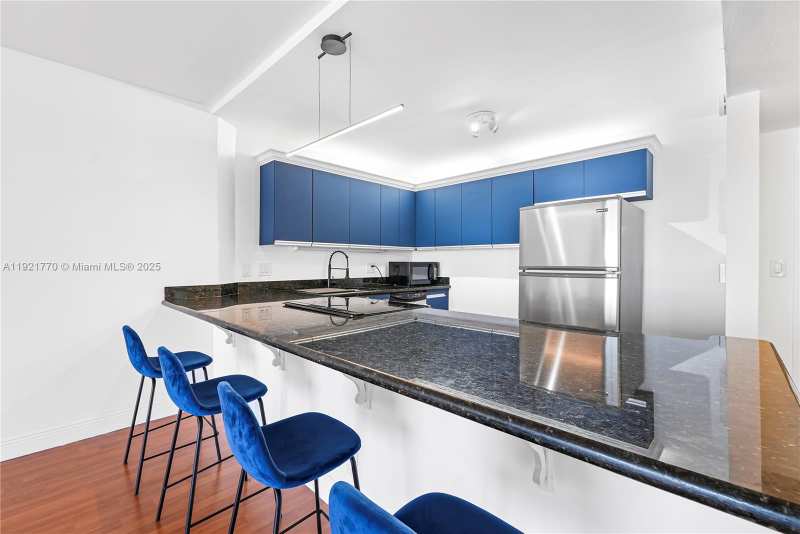 2500 Parkview Dr # 1503, Hallandale Beach FL 33009