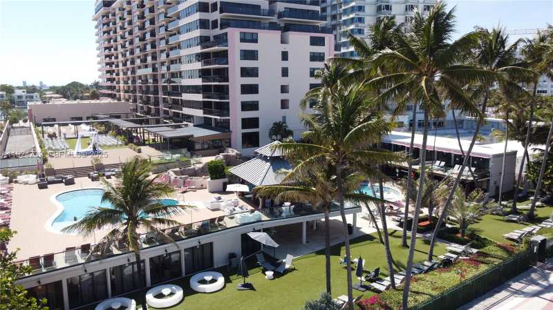 5225 Collins Ave # 1204, Miami Beach FL 33140
