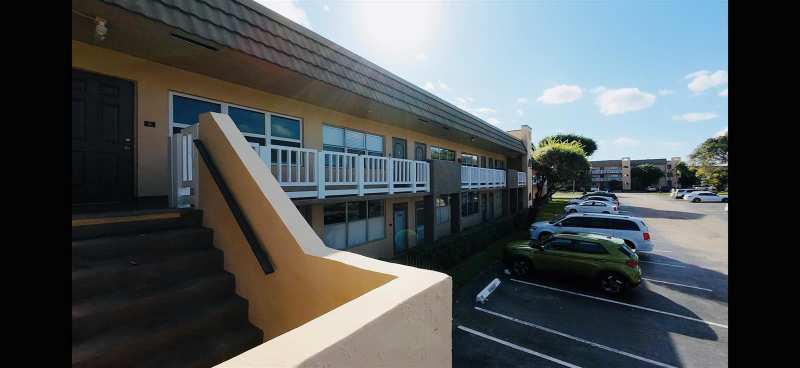 9101 Sunrise Lakes Boulevard, Sunrise FL 33322