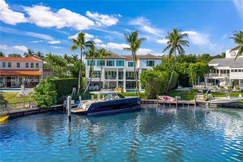 481 S Mashta Drive, Key Biscayne FL 33149