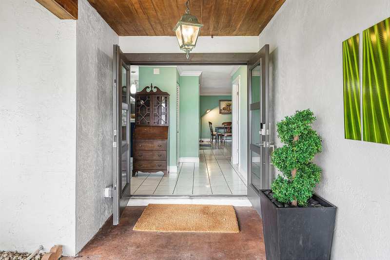 6799 149th Place N, Palm Beach Gardens FL 33418