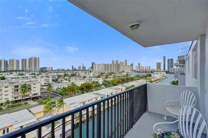 3703 NE 166th St, North Miami Beach FL 33160