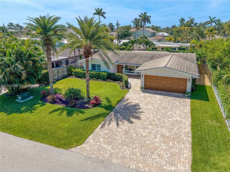 2832 NE 34th St, Lighthouse Point FL 33064