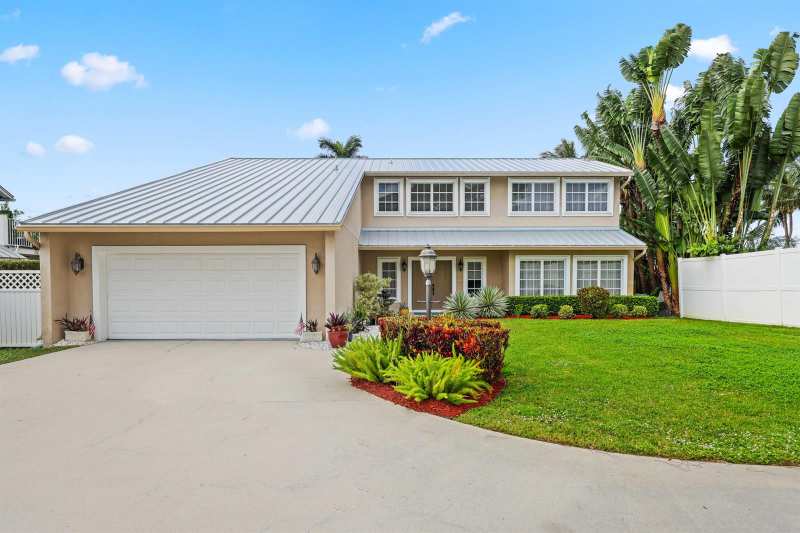 2097 Circle Place Drive, Lake Worth FL 33462