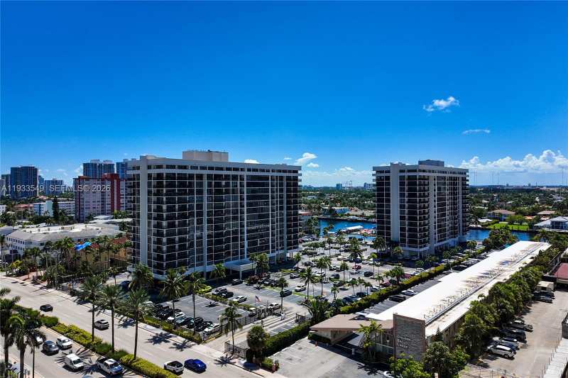 1980 S Ocean Dr # 11N, Hallandale Beach FL 33009