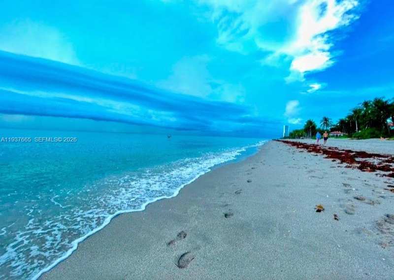 2030 S Ocean Dr # 506, Hallandale Beach FL 33009