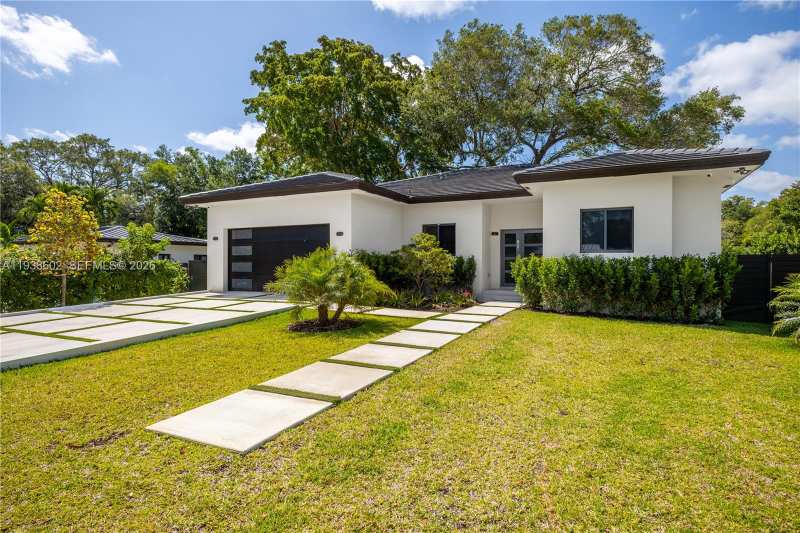 1030 NE 121st St, Biscayne Park FL 33161