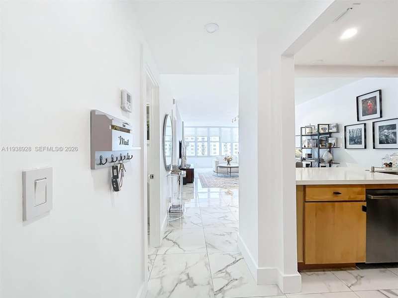 1825 S Ocean Dr, Hallandale Beach FL 33009