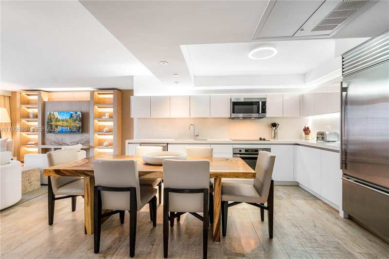 102 24th St # 1115, Miami Beach FL 33139