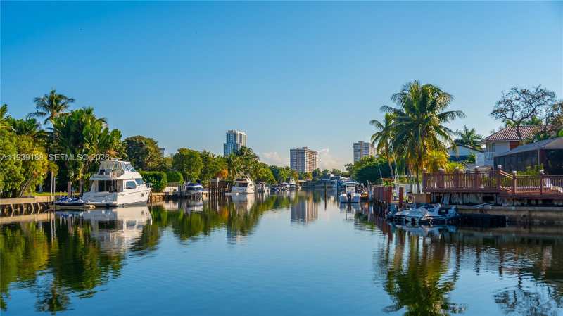 519 Layne Blvd, Hallandale Beach FL 33009